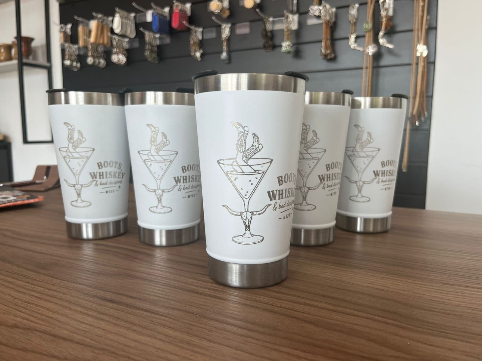 Copos térmicos com gravação a laser personalizada